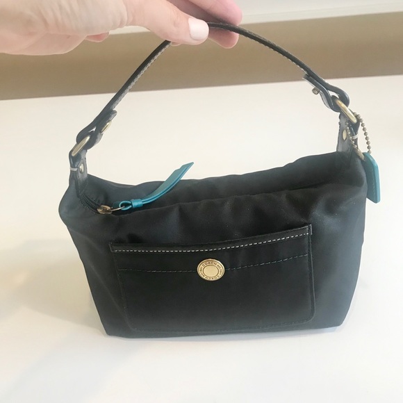Coach small black nylon purse - Picture 2 of 9